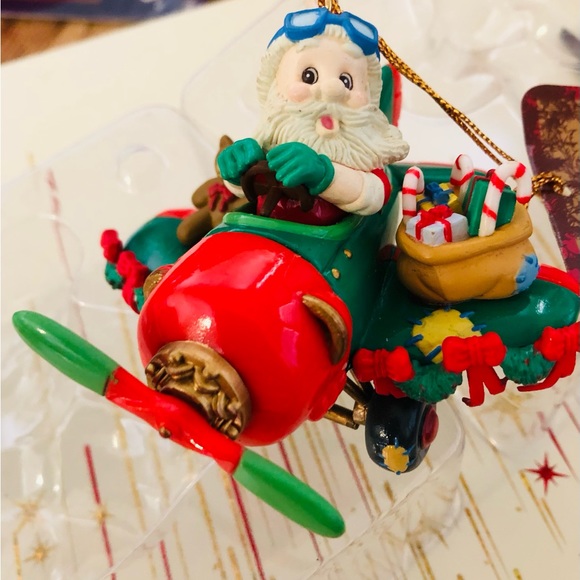 Vintage Matrix Deluxe Motion Ornament, Santa in Airplane, NWT, 2002 - Picture 6 of 14